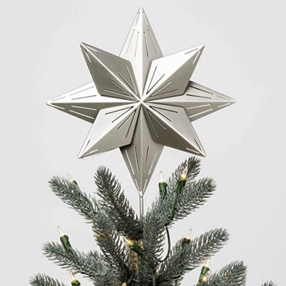 RETIRED Beautiful Hearth and Hand Metal Star Christmas Tree Topper - Picture 2 of 6